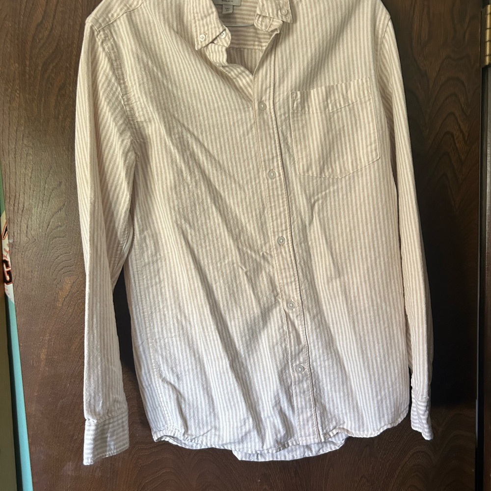 H&M Men's White and Gray Striped Button Down Shirt
